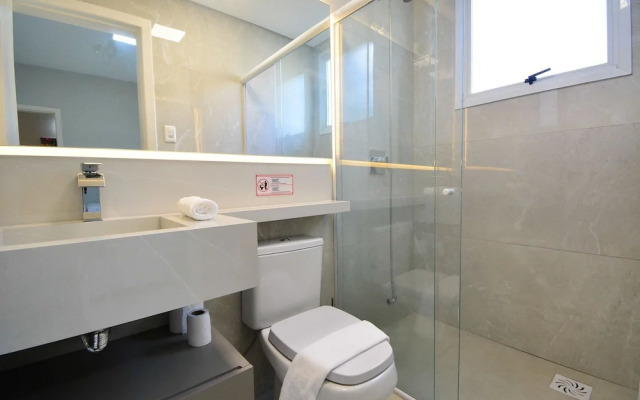 Elegante Casa com Piscina - João Paulo
