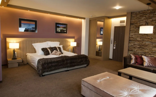 SG Amira Boutique Hotel