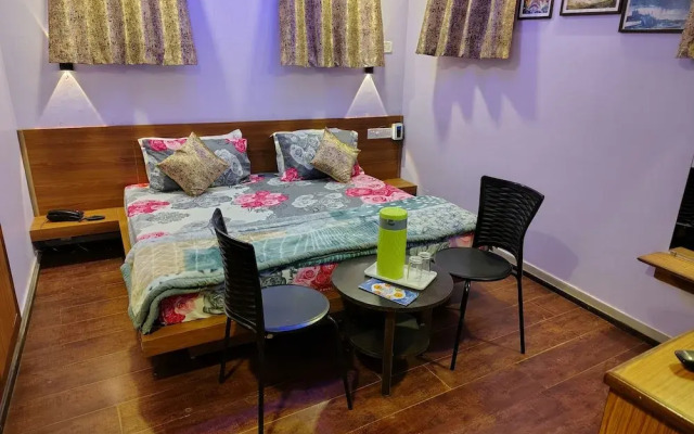 Shaleen Elegance Homestay