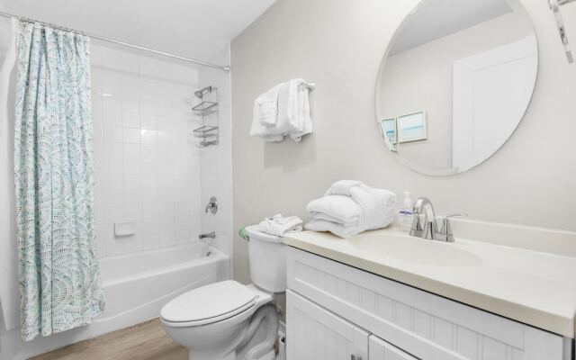 Emerald Isle Unit 206