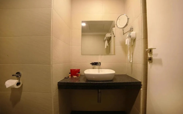 OYO 1460 Hotel Park N