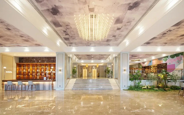 Mercure Harbin Hexing Road