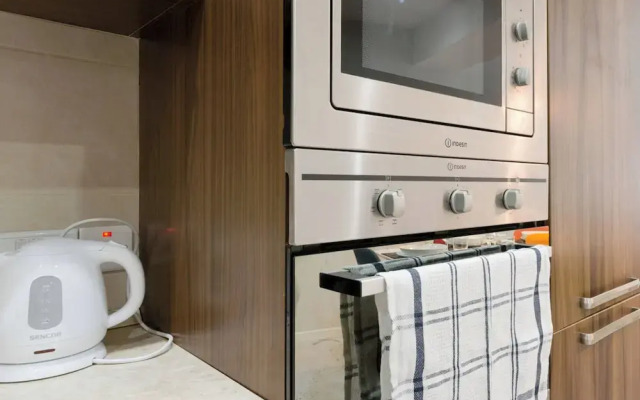 Modern Ensuite Rooms Near Balluta Bay