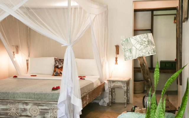 Mr Kahawa Waterfront Suites