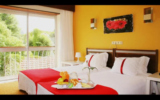 Corredoura Garden Alojamento