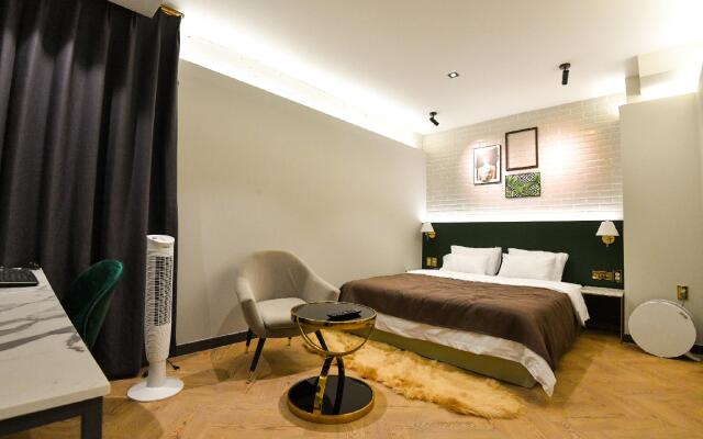 Den Basta Hotel bifc