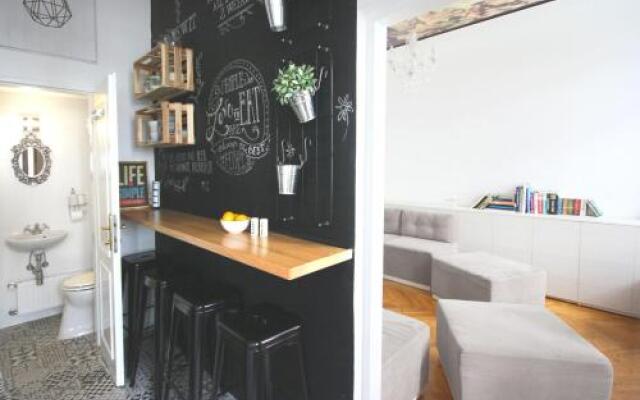 For the bold, chic and open minded