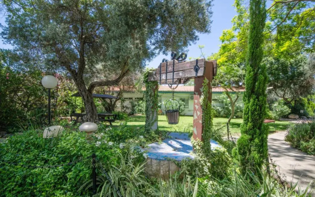 Kibbutz Gesher Haziv Travel Hotel