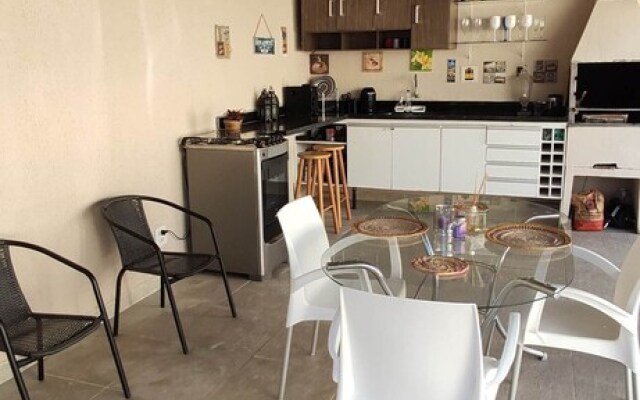 Casa com piscina em Caraguatatuba
