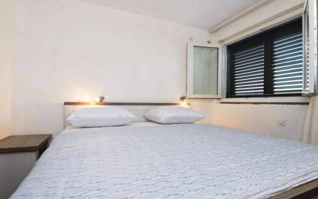 Amazing Apartment in Bibinje With 3 Bedrooms and Wifi