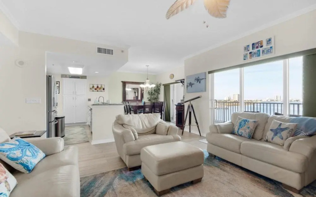 South Harbour 4E