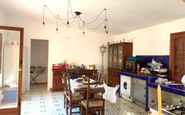 House with 3 Bedrooms in Santa Flavia, with Wonderful Sea View, Enclosed Garden And Wifi - 200 M From the Beach
