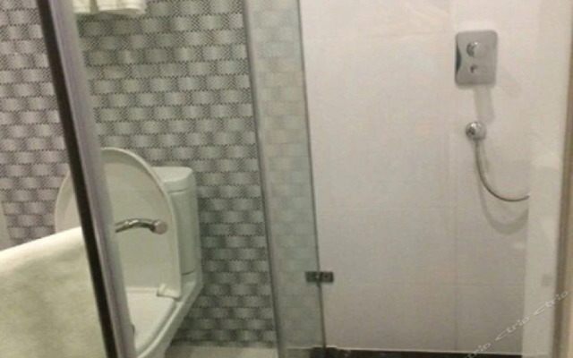 Chongqing Guobin Hotel