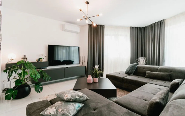 Villa Felicity B4