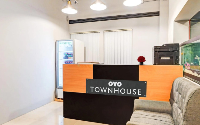 Oyo Townhouse 999 INN24 Airport