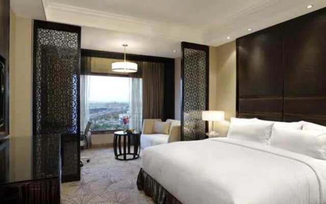 Hilton New Delhi Noida Mayur V