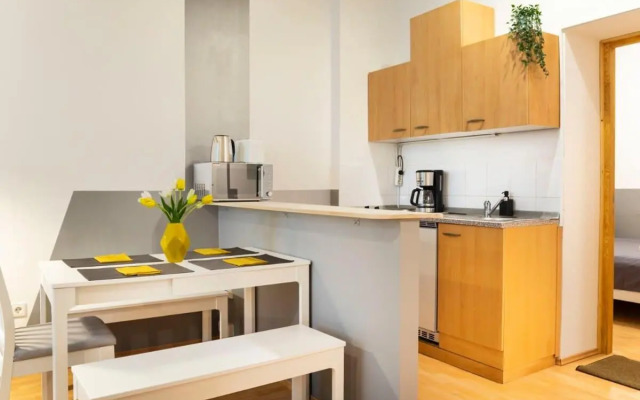 Cozy 2 room apartment next to Hermannstraße