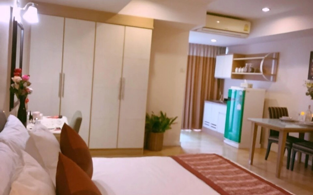Sky Place Serviced Apartment