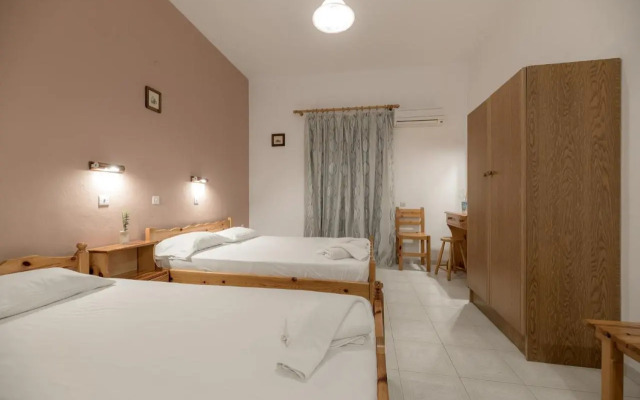 Anthi Studios & Apartments