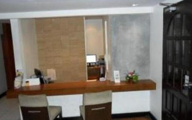 iCheck inn Sukhumvit 19