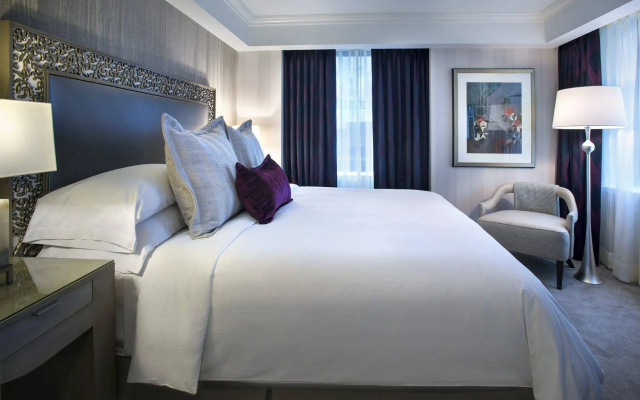 JW Marriott Essex House New York