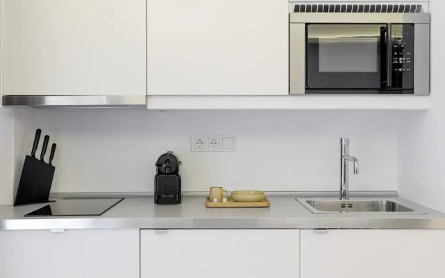 Momo Suites Acropolis by Aura Homes