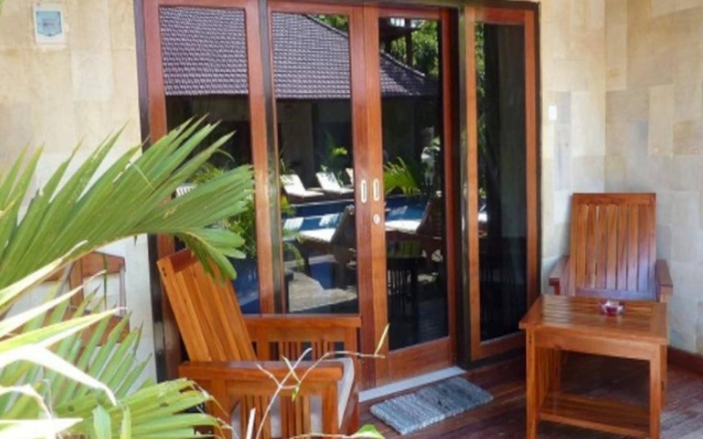 Senang Villa – Outside – Gili Air