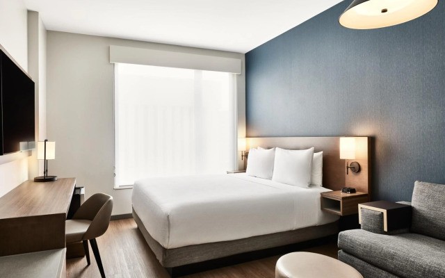 Hyatt Place Phoenix / Downtown