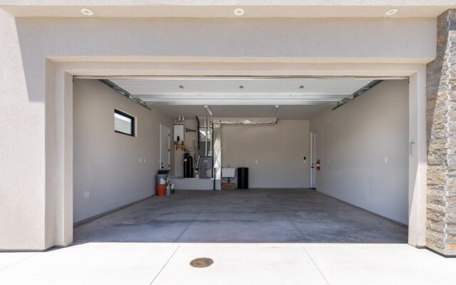 Desert Dreaming 2 Bedroom Home by RedAwning