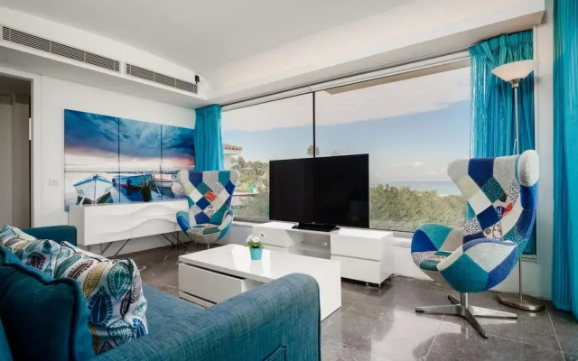 Protaras Thalassa Beachfront Suite
