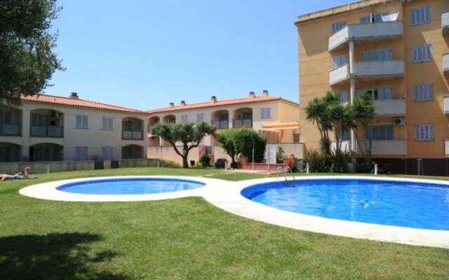 Apartamento Vista a la Piscina Para 8 Personas en Cambrils
