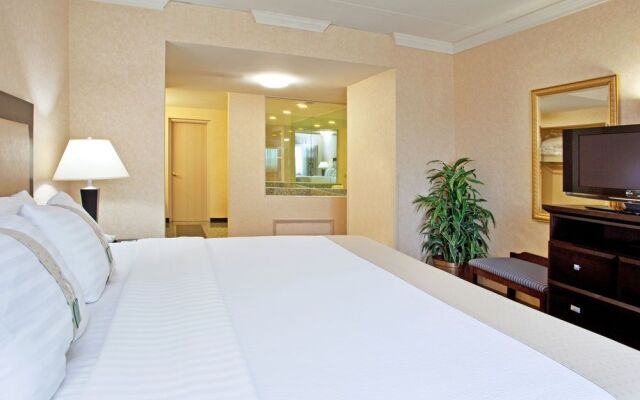 Crowne Plaza Farmington Hills Novi