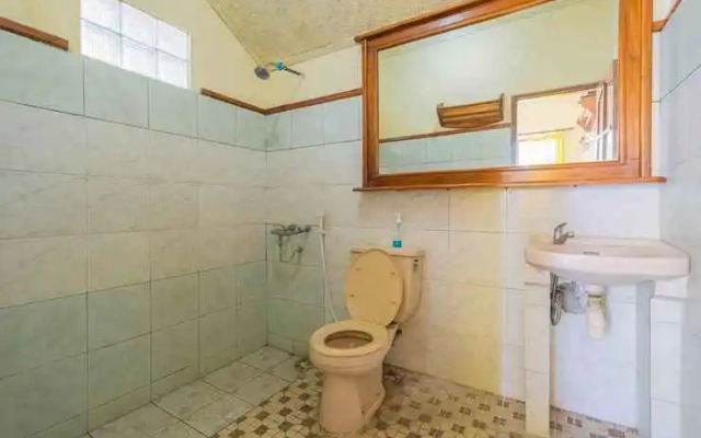 RedDoorz @ Tanjung Alam Hotel Lovina