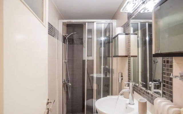Modern 1-bedroom Retreat in Pangrati