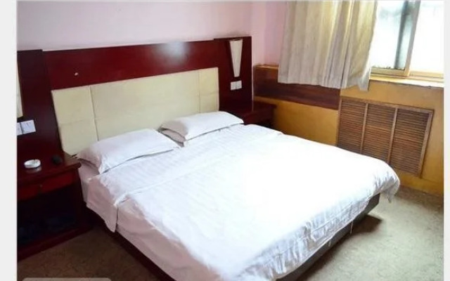Tongyue Hotel