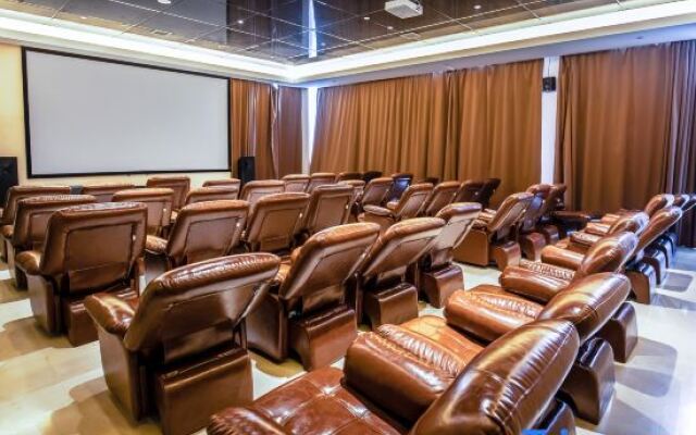 Yinji Huangdi Palace Yu Hot Spring Hotel (Animal Kingdom)