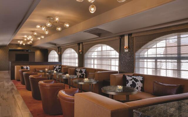 Embassy Suites by Hilton Scottsdale Resort