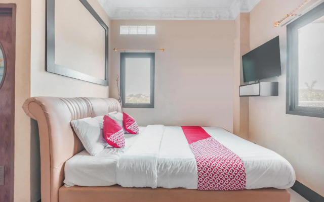 Super OYO 1640 Fallinda Hotel