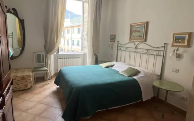 Piazza Massola 2 Apartment