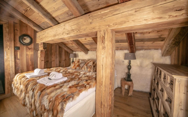 Kashmyre Chalet Luxe Chauffeur Sauna