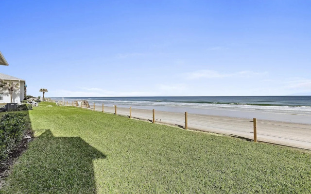 Colony Beach Club 125