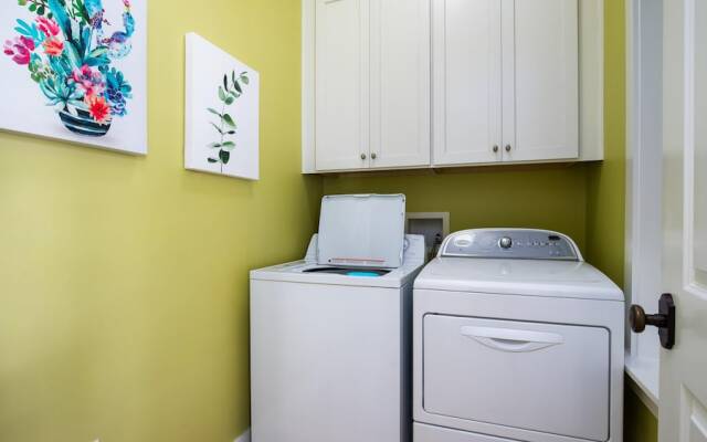 Bungalos 2481G 4BR Loft 4BA 10