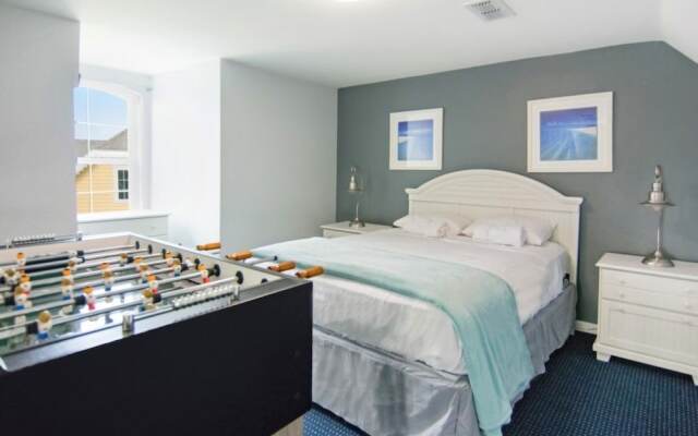 Runaway Beach Club 2202 - Three Bedroom Condo