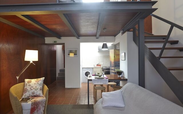 Solar da Glória ao Carmo