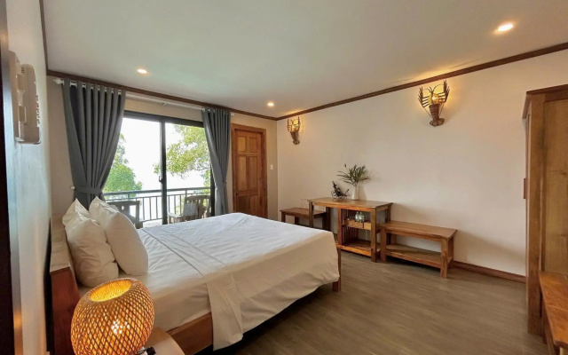 Ancarine Beach Resort
