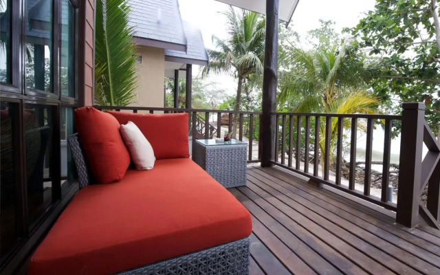 Tunamaya Beach & Spa Resort