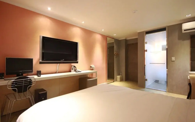 Daegu Seongseo Owall Hotel
