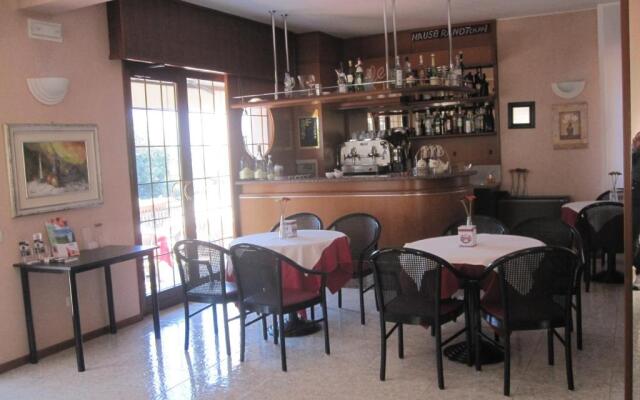 Hotel Benacus