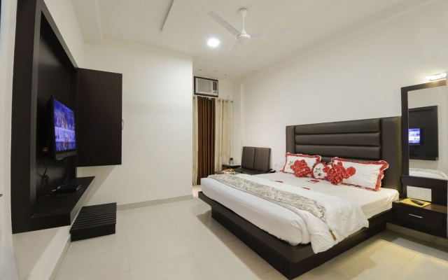 Hotel Madhushrie