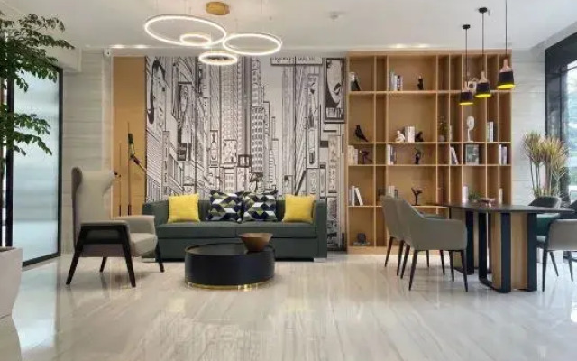 City Convenient Hotel